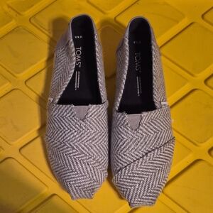 TOMS Women's Herringbone Gray Flats